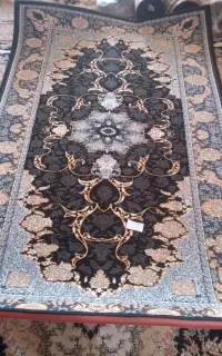 فرش  قالیچه ۴ متری