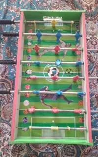 یک عدد فوتبال دستی به فروش میرسد.