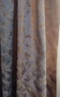 پنل پرده زمینه طوسی .مخمل پتینه.ترکیب طلایی.