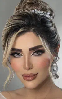 میکاپ عروس شینیون همراهی زلف براشینگ کرلی