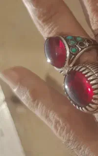 انگشتر نقره یاقوت