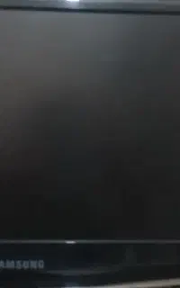 کامپیوتر درحد نو به همراه وسایل و اشانتیون