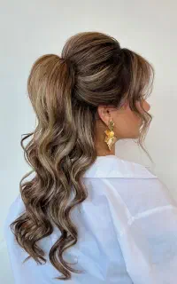 شنیون و استایل کرلی و میکاپ فقط از ۱ م تومان