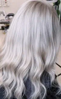 خدمات حرفه‌ای رنگ مو