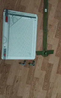 تخته رسم درحد نو کم استفاده شده