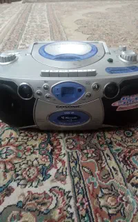 رادیوظبط وسی دی خور