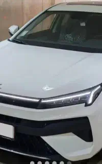 kmc j7 سفید مدل 1404 صفر خشک/فوری فروش