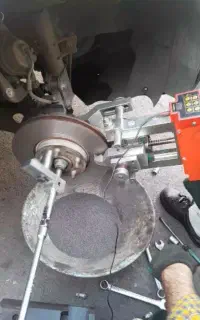 تراش وتابگیری دیسک چرخ روکار