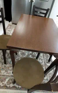 میز چهار نفره