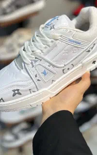 ونس louis vuitton