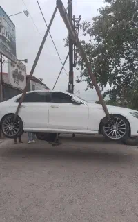 جرثقیل کفی دار جهت هر گونه حمل و نقل  با دکل بلند