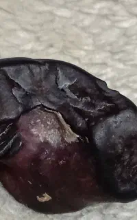 سیانابار یا سنگ جیوه و یاقوت کبود