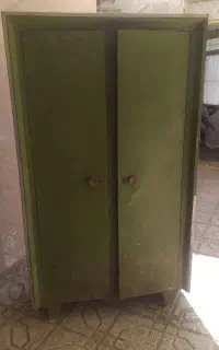 کمد اهنی