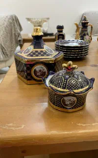 چینی سرمه ای قدیمی