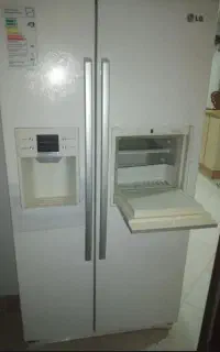 یخچال سایدالجی فقط یکسال کارکرده