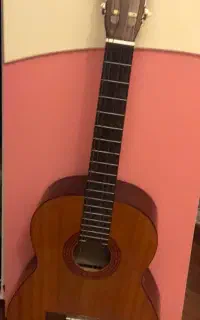 گیتار یاماها سی ۴۰