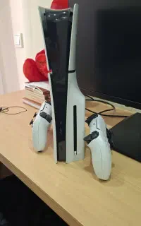 Playstation 5 تمیز و کاملا نو
