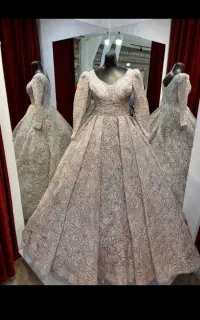 لباس عقد