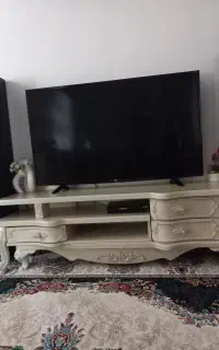 میز تلوزیون