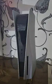 ps5 اروپا دو دسته با حدود ۱۵ بازی با دوسته