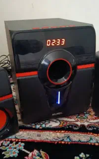 اسپیکر خانگی