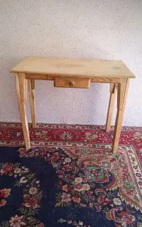 میز چوبی