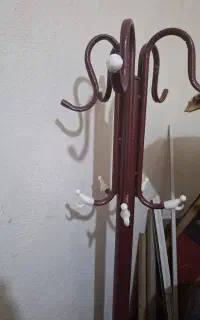 چوب لباسی ایستاده