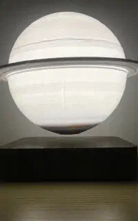 چراغ شناور ساترن Floating Saturn Lamp