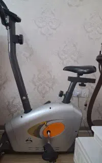 دوچرخه ثابت ورزشی مدل پاندا