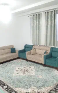یک سرویس مبل هفت نفره