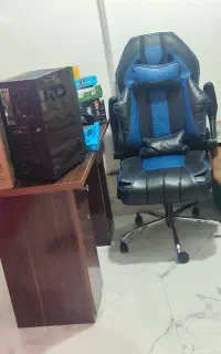 میز کامپیوتر و تحریر و صندلی گیمینگ کامپیوتر