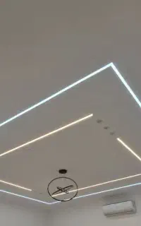 کارگر برای کار کناف و ارمسترانگ