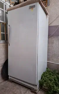یخچال بوژان در حال کار