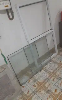 پنجره دوجداره با پنجره و شیشه ثابت
