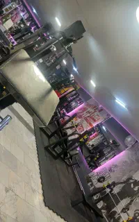 مربی  پیلاتس