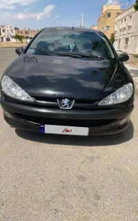 پژو ۲۰۶ تیپ ۲ مشکی مدل ۸۲