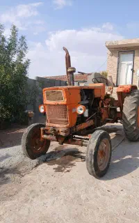 تراکتور رومانی سالم به شرط