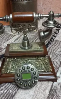 تلفن سلطنتی بسیارشیک و زیبا