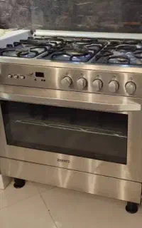 اجاق گاز اسنوا مدل رومینا