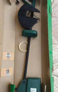علف زن برقی