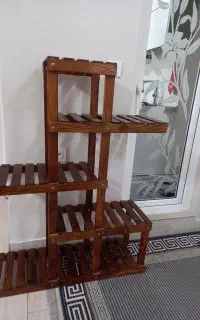 استند گل نراد بدون کوچکترین مشکل