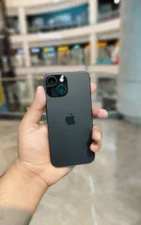 iPhone 15 normal