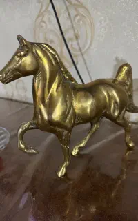 اسب برنز سنگین