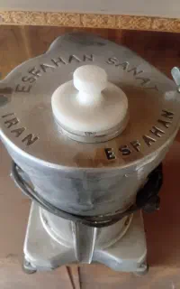 دستگاه اب میوه گیری