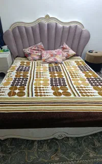 تخت دونفره