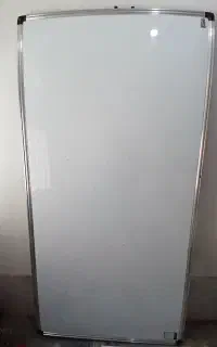 تخته وایت برد 200×100 کاملا سالم