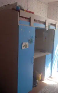 تخت و کمد