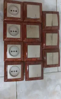 کلید پریز طرح چوب
