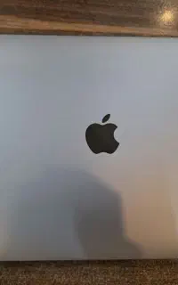 مک بوک پرو M1 باتری هلث ۹۴