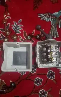 کلید بالابر اصلی 32 آمپر